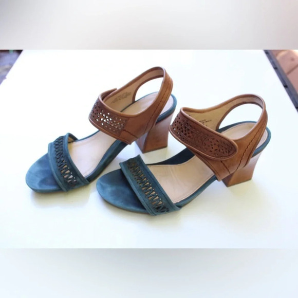 Earthies sandals - Picture 8 of 11